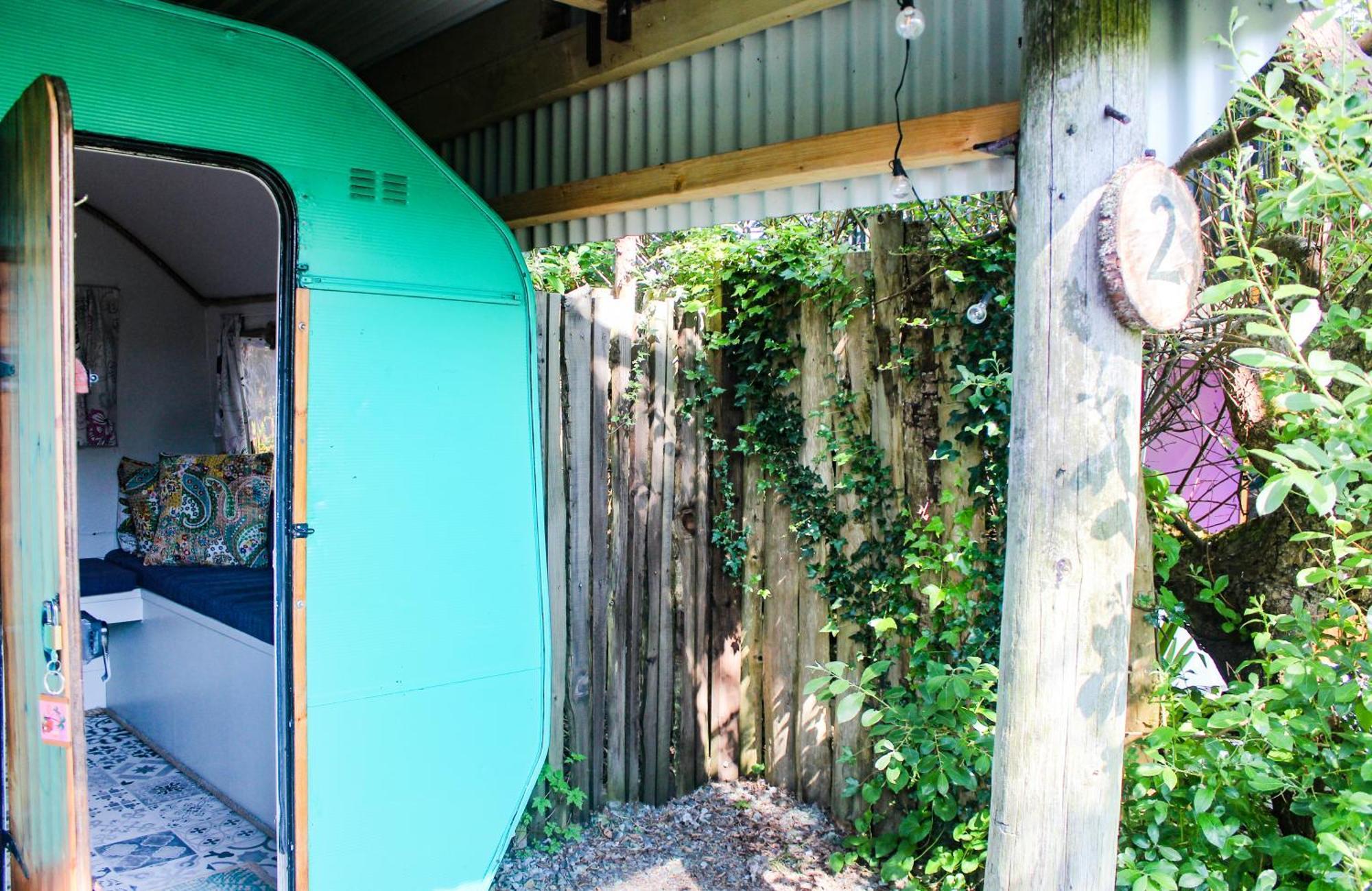 Retro Caravans At Valentia Island Escape Hotel Chapeltown ภายนอก รูปภาพ